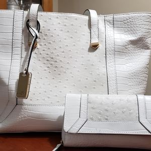 Large purse w/ matching wallet